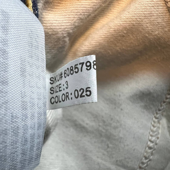 Hollister Distressed Fringe Mini Shorts Medium Wash Women's Size 3 / 28 Waist - Picture 6 of 9